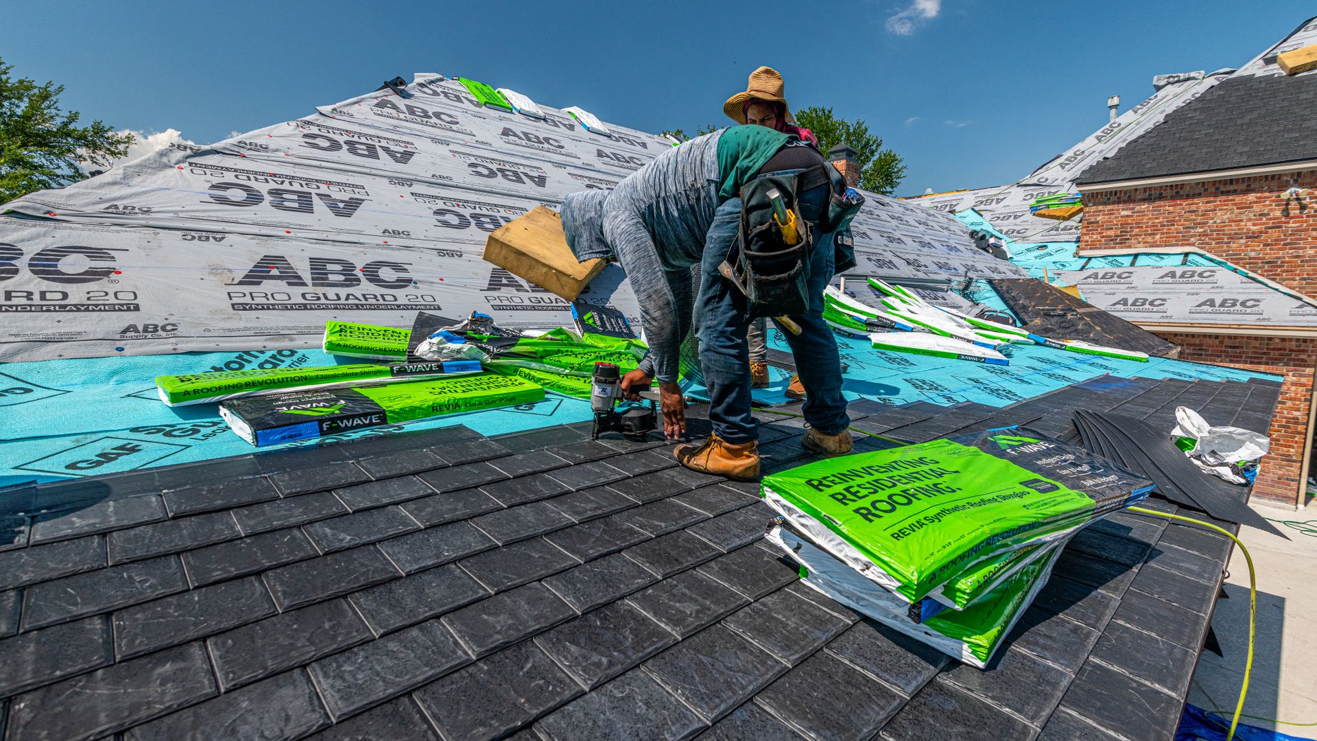 Y and W Roofing - Northeastern Ohio